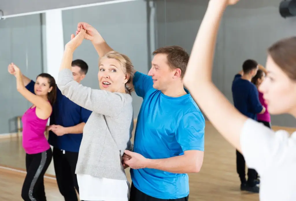 Danse Terre Happy